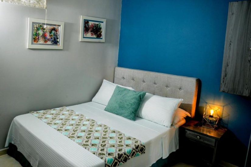 HABITACIÓN 210